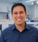 Dr. Itay Raphael